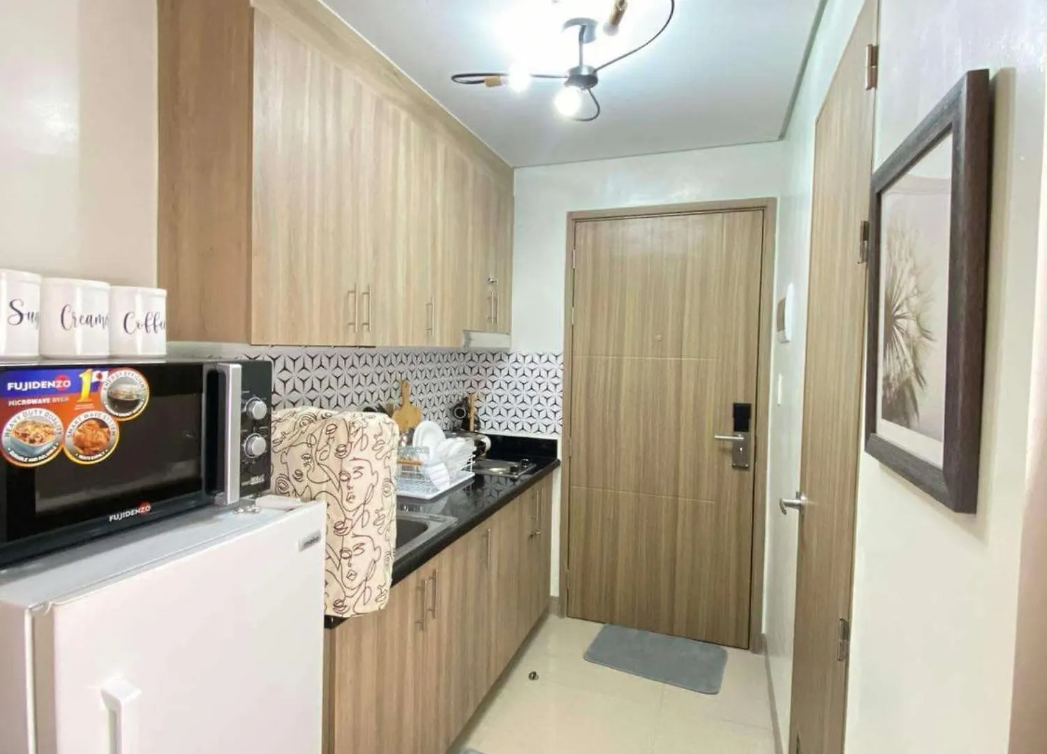 Aparthotel Condo In Moa Arena Near Smx, Airport Wi-Fi Netflix Manila