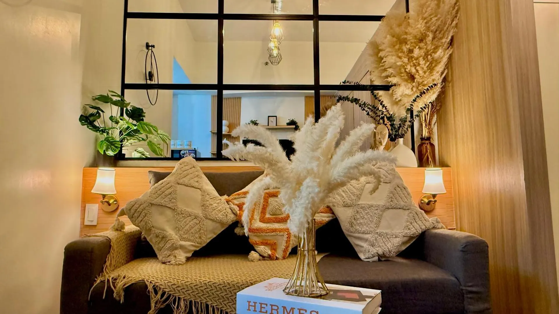 Condo In Moa Arena Near Smx, Airport Wi-Fi Netflix Manila