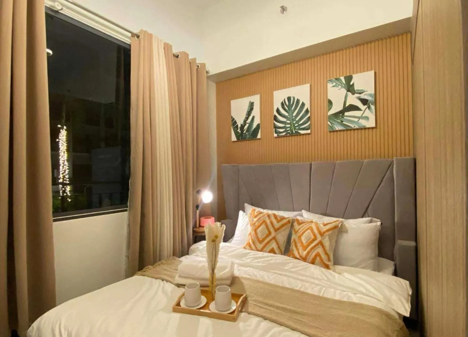 Condo In Moa Arena Near Smx, Airport Wi-Fi Netflix contacts
